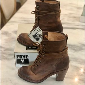 Frye Lucy lace up boot EUC SZ 9.5m